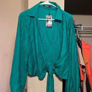 Kelly green tie front shirt